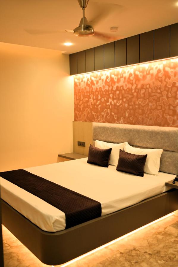 Habitación Doble Deluxe (2 adultos + 1 niño)