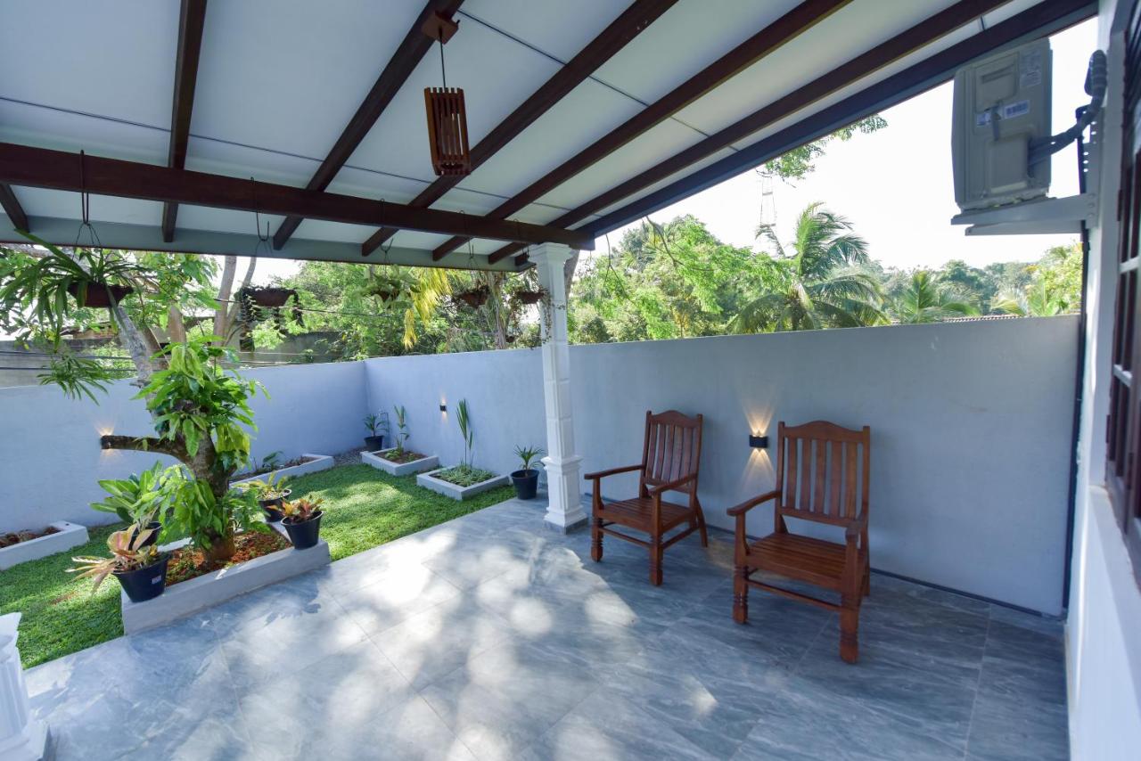 Sharasvee Nature Villa - B&B Talalla South