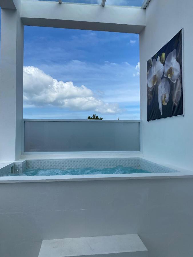 Klissy Studio Villa - B&B Kerobokan