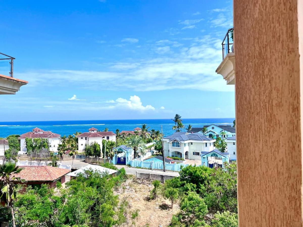 Mombasa Comfy Stay 4BR with SQ Nyali - B&B Mombasa