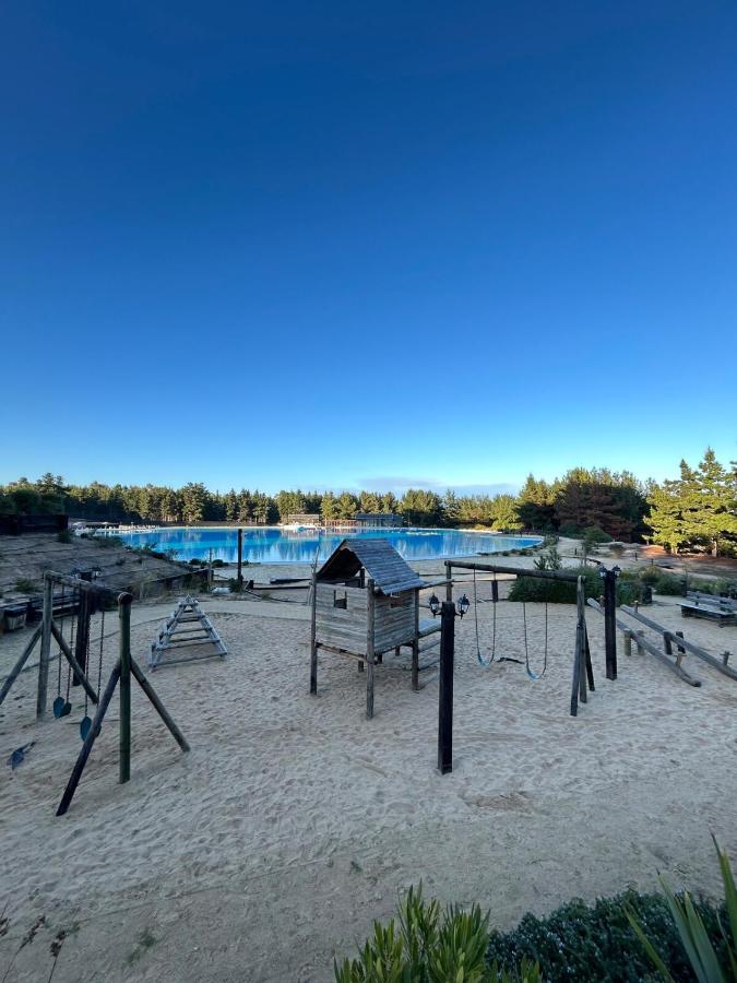 Depto Frente a Laguna y Patio Privado - B&B San Antonio