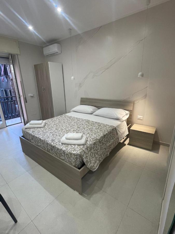 Tarantella apartment - B&B Naples