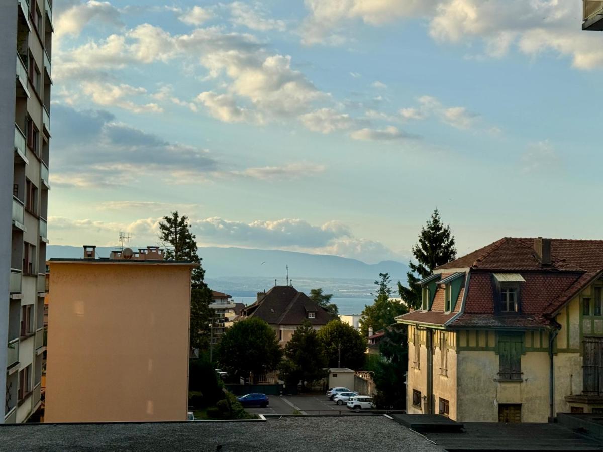 Le Rivage - Grand appartement 3 chambres avec vue sur le Lac Léman, centre ville de Thonon - B&B Thonon-les-Bains