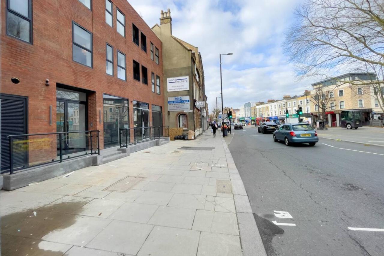 Sia Court, Flat 5 - B&B Finchley