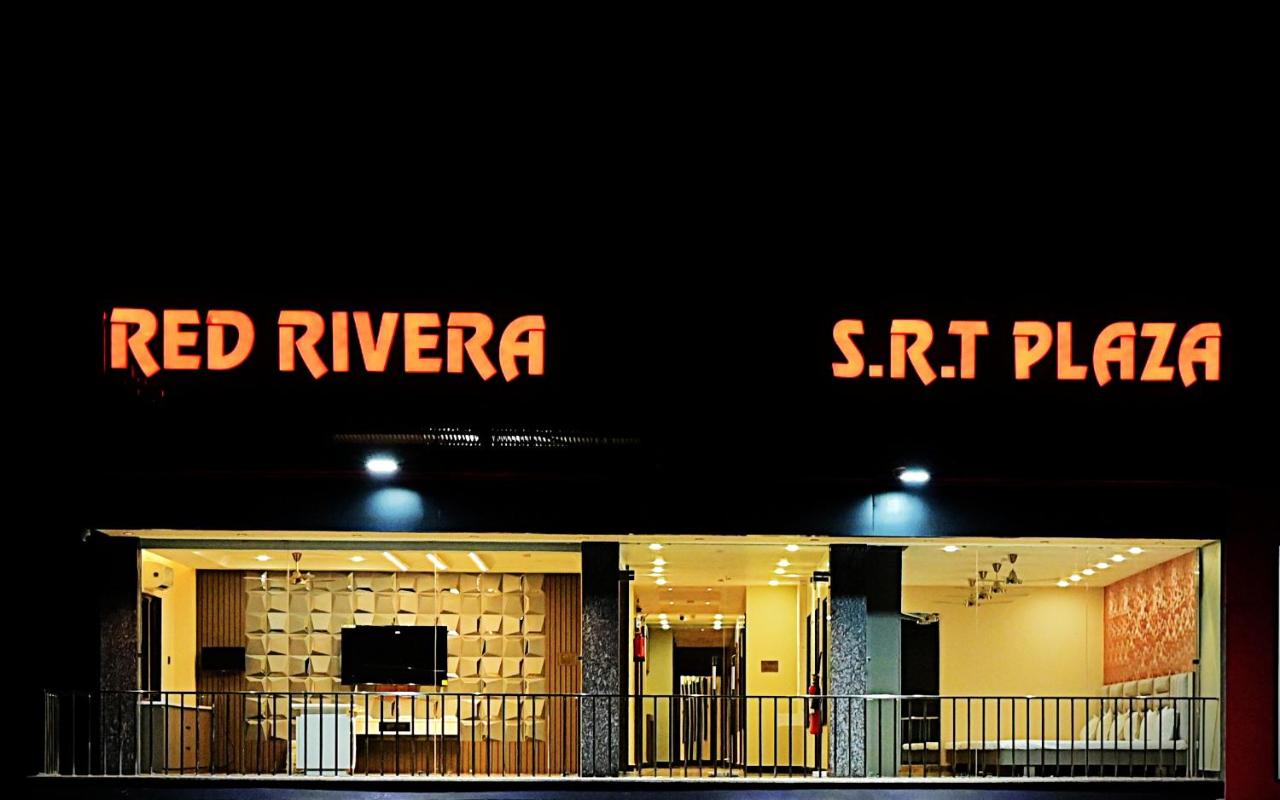 RED RIVERA- a luxe Inn - B&B Jakhalābāndha