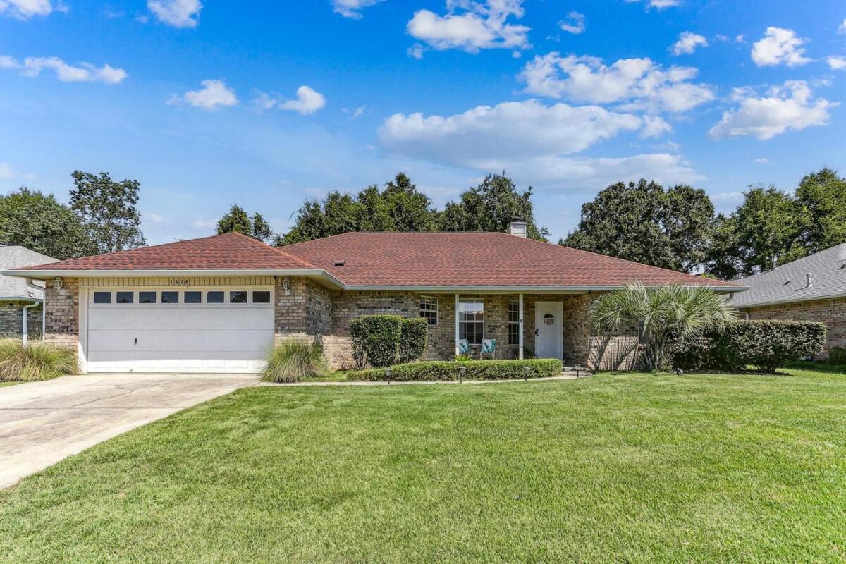 Warm and Inviting 4BR Home, Perfect for Families - B&B Pensacola