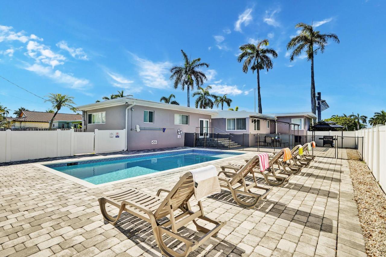 WALK to Hollywood Beach Stylish 5BR and 4BA Villa - Ferienwohnung Hollywood Beach