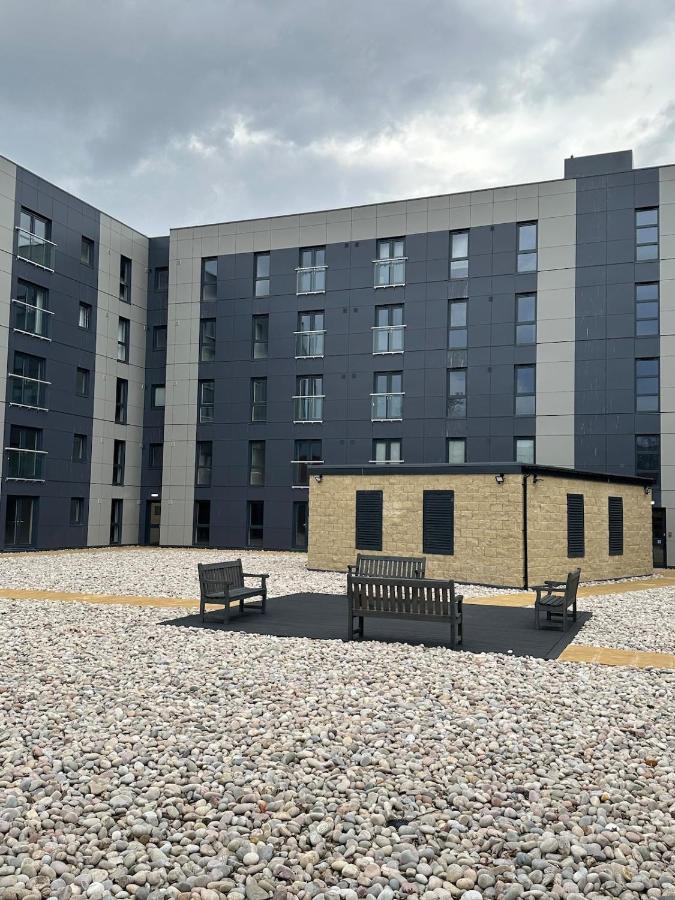 Apartment with Free Parking in Greater Manchester - B&B Manchester