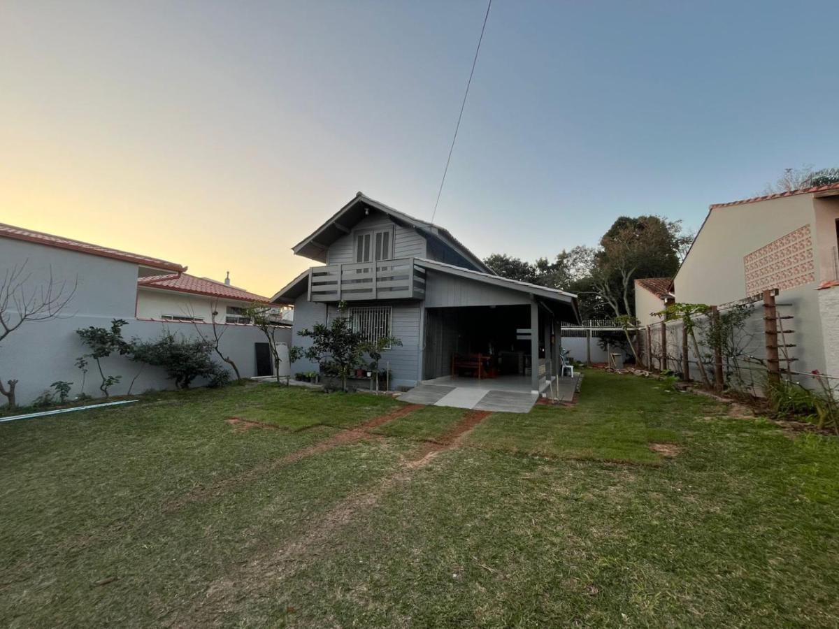 Casa nos bairro dos Ingleses em Florianópolis, próxima a praia, supermercados, padarias e farmácias. - B&B Florianópolis