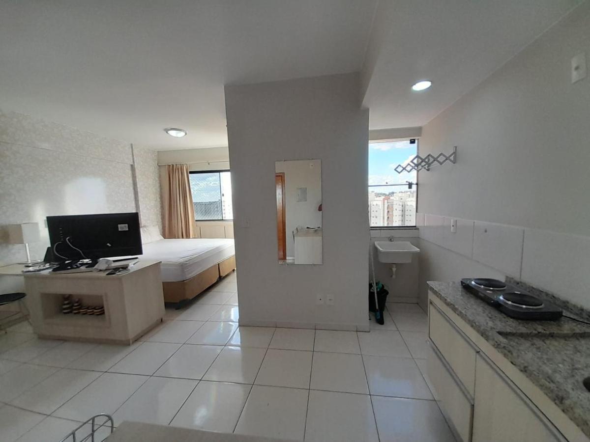 Golden Dolphin Supreme 1004 com cozinha ao lado do Shopping Singapura - B&B Caldas Novas