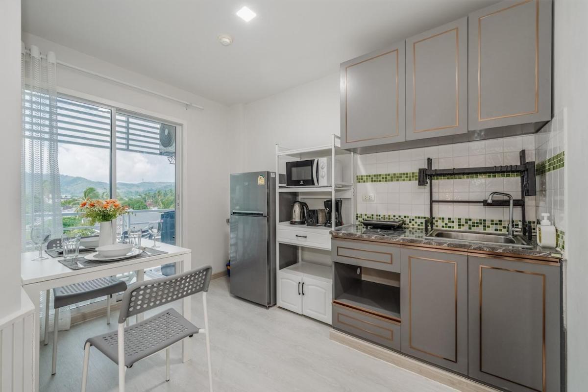 A Stylish Condo in Local Area Kathu, Phuket - B&B Kathu