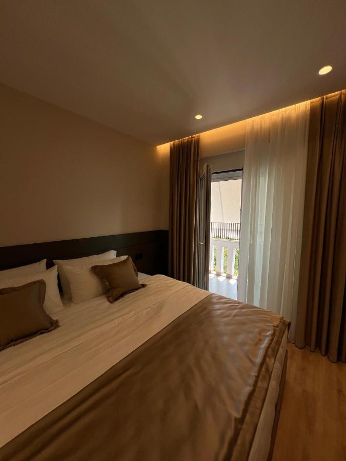 LuxLoft - Bed and Breakfast Tirana