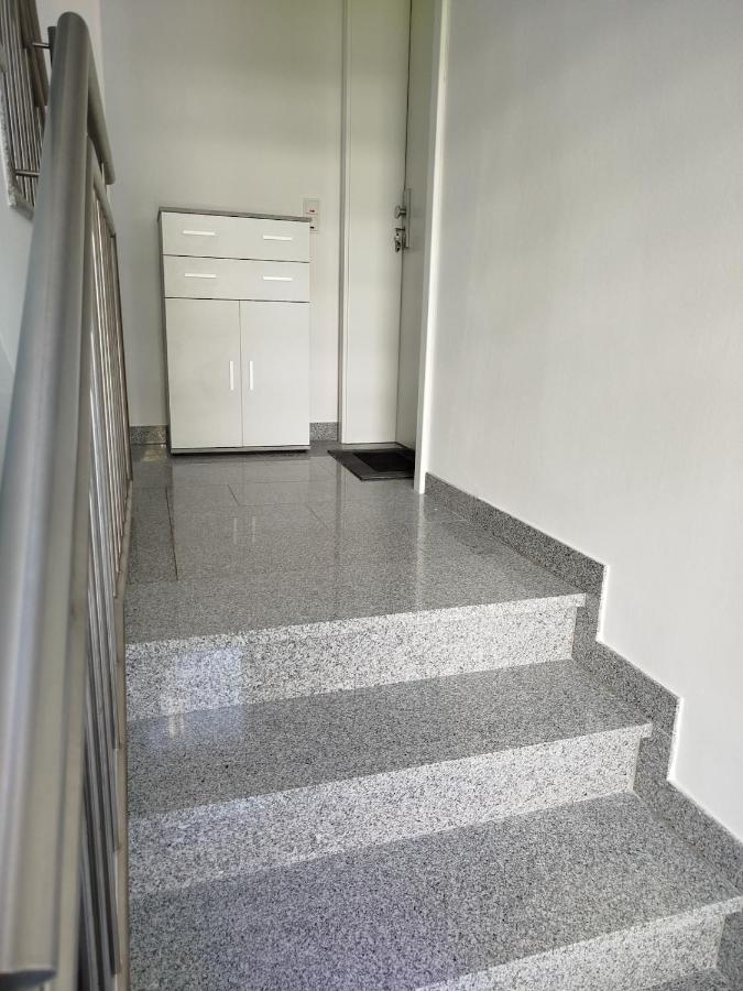 Grüne Oase Ferienwohnung Köln Bonn - B&B Niederkassel