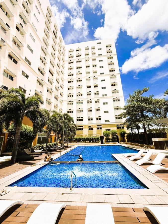 JFam Suites, C2-5F 1BR , Up To 7 Pax - B&B Biñan