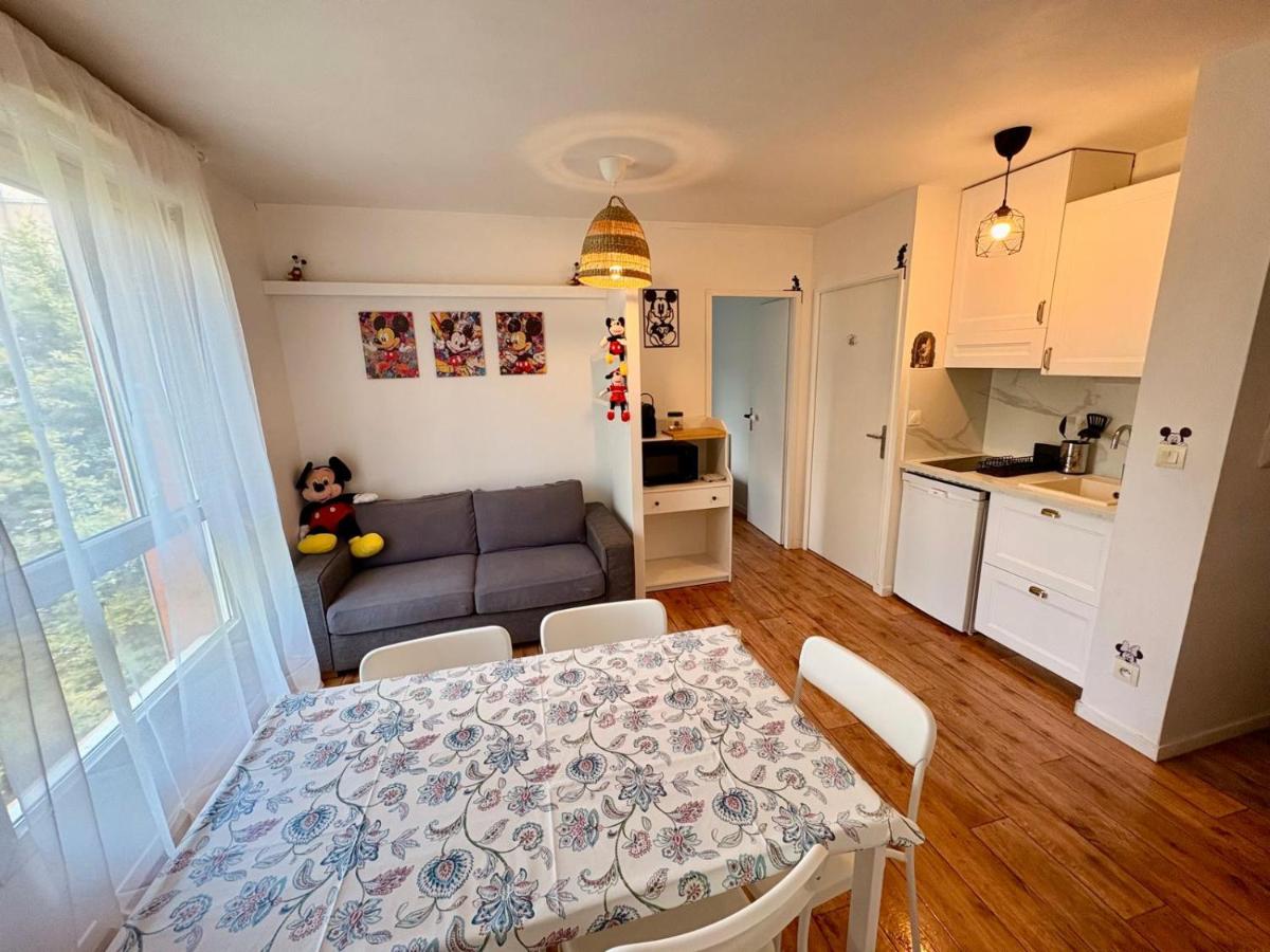 Appartement idéal famille - Disneyland à 5 min - Chambres d’hôtes Montévrain
