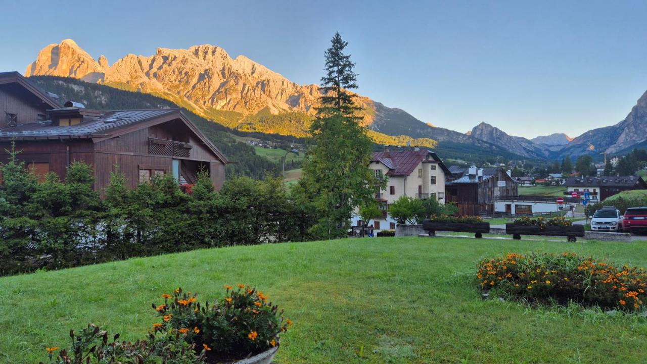 Apartment 5 Torri, tipico attico a Cortina - Ferienwohnung Cortina d’Ampezzo