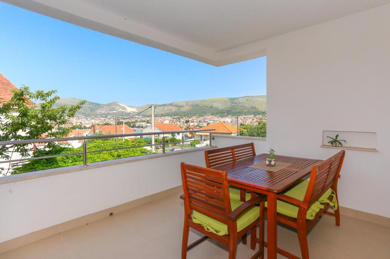 B&B Trogir - Apartments Ivan - Bed and Breakfast Trogir