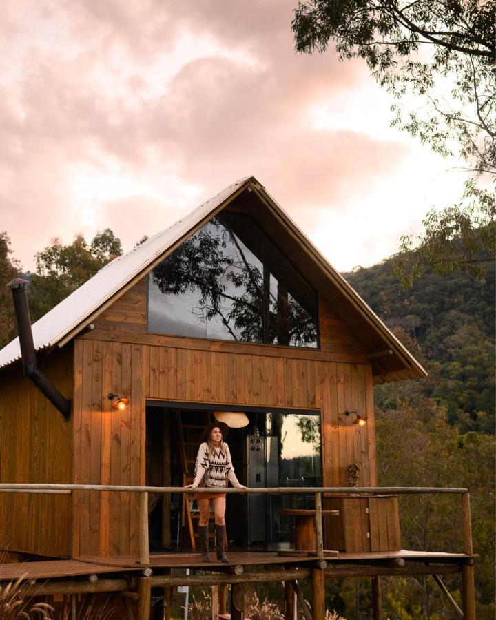 Chalé com Banheira e Nascer do Sol no Vale - Ferienwohnung Marmelópolis