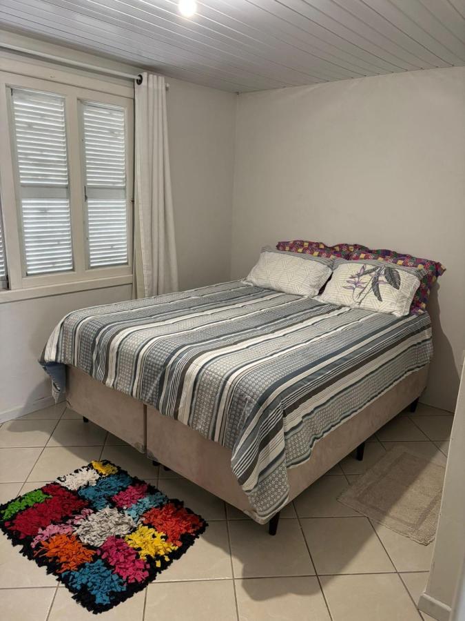 Casa pé na areia na Ponta do Papagaio - Chambres d’hôtes Palhoça