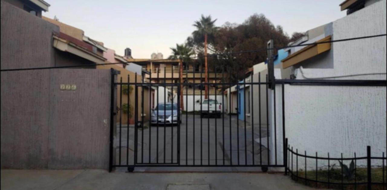 Beautiful beach house - B&B Ensenada
