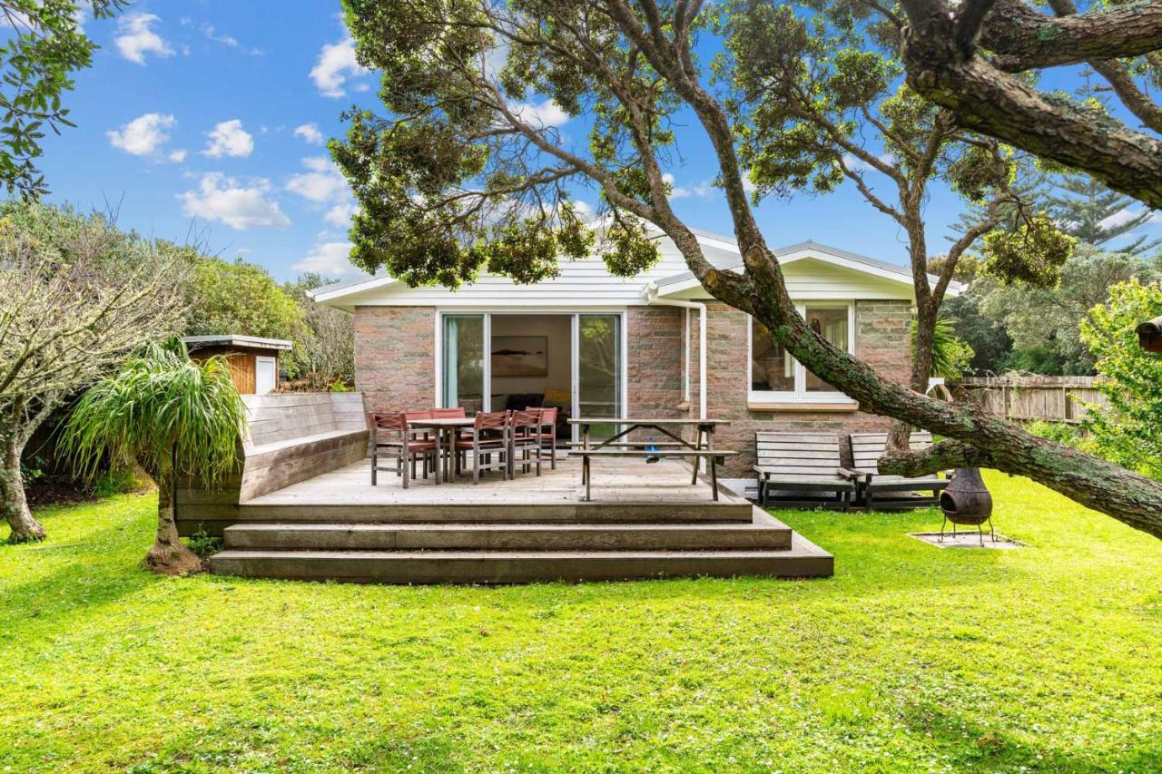 Taotahi Hideaway - Ruakaka Waterfront - B&B Ruakaka