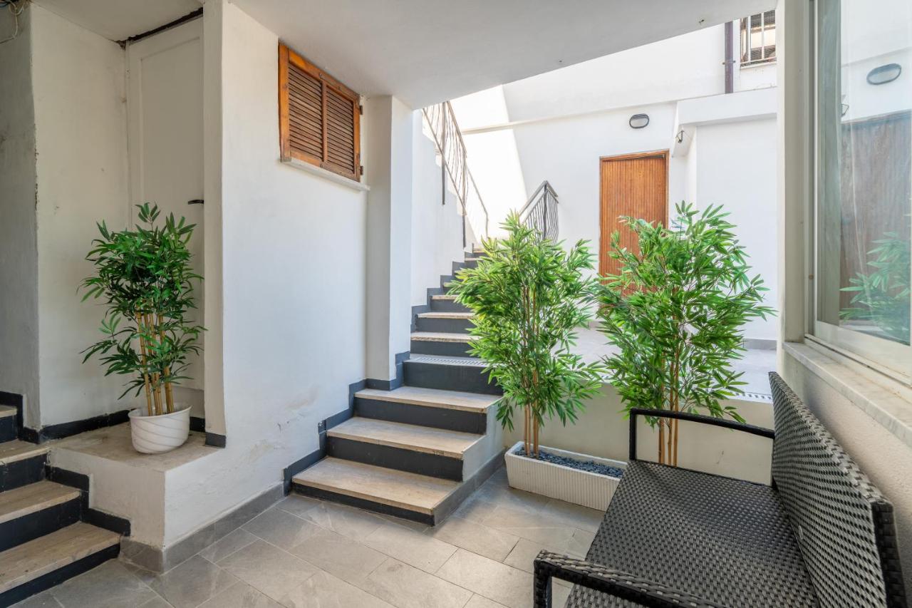 The Secret Garden - Jacuzzi Privata e Relax a Sanremo - B&B Sanremo