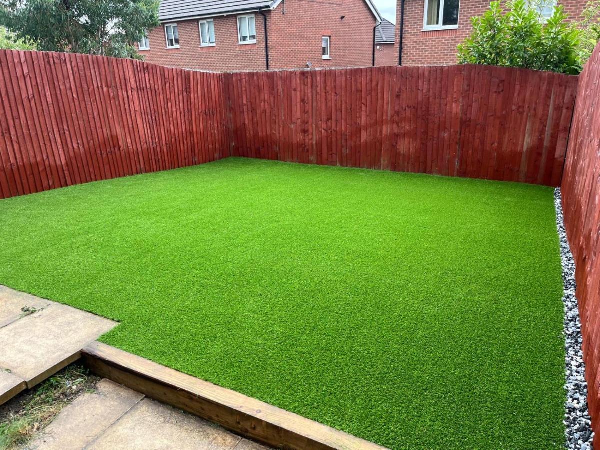 Modern 4BR Family Stay Free Parking Manchester - Bed and Breakfast Manchester