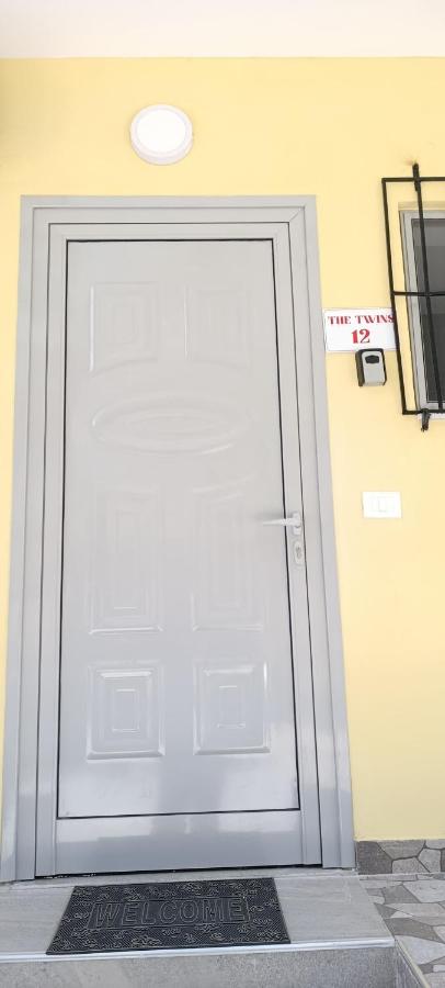 The twins nr12 - B&B Durrës