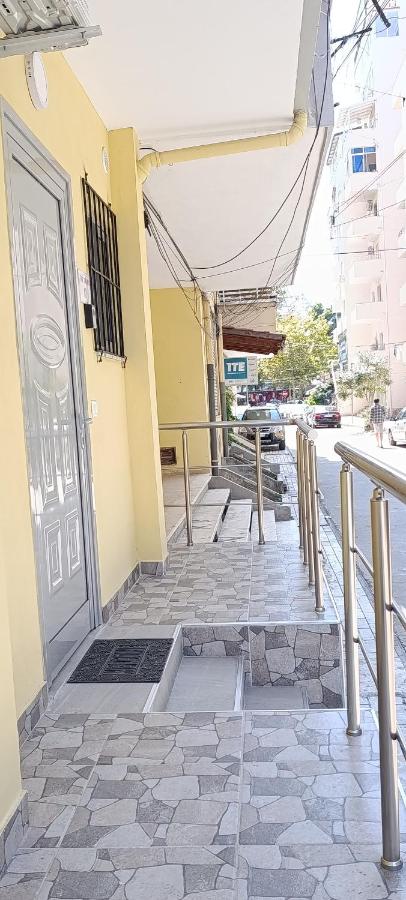 The twins nr12 - B&B Durrës