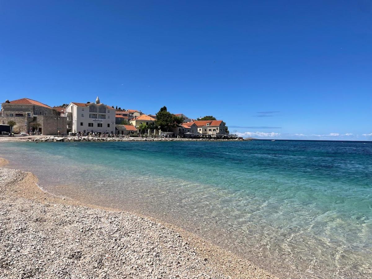 Sea Aldebaran Apartment with terrace and sea view - B&B Primošten