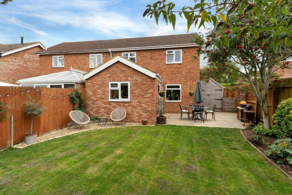 Arran House, Stamford, 3 bed by Belmont Places - B&B Casterton