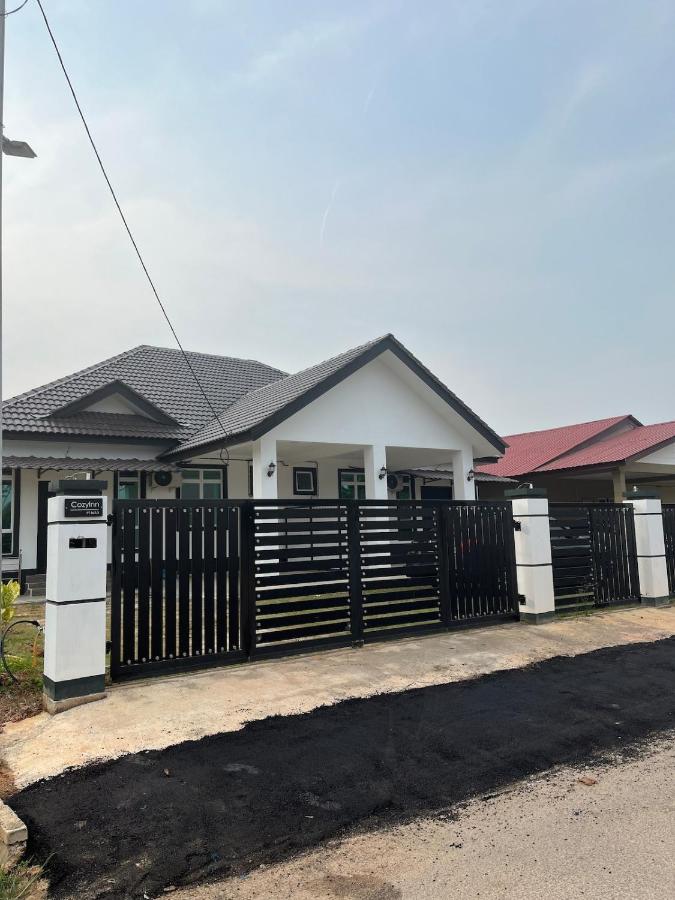 CozyInn Homestay 4 - Bed and Breakfast Kampong Lanjut Manis