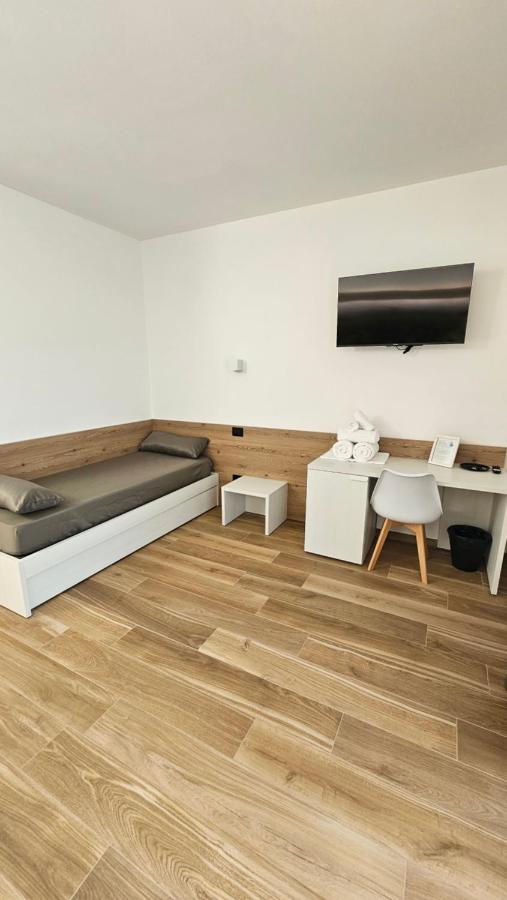 Camera Familiare con Terrazza 