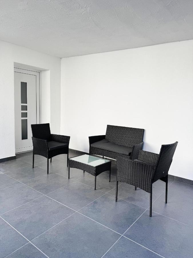 Saniertes Apartment im Herzen von Mönchengladbach - Bed and Breakfast Mönchengladbach