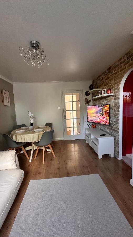 Cozy Apartment - B&B London