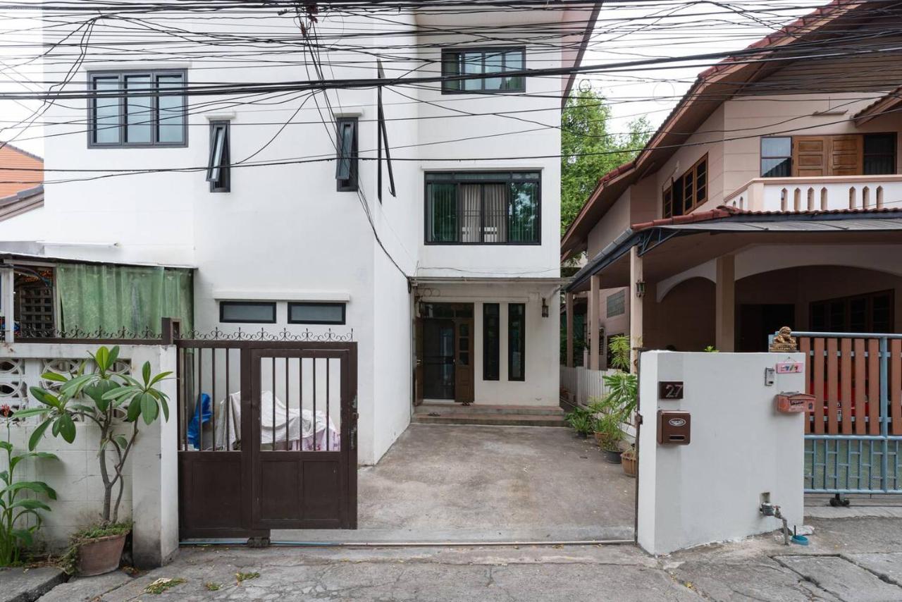 Boonrat Wanee - B&B Chiang Mai