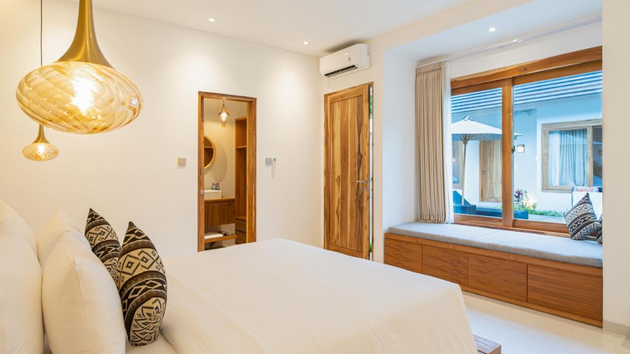 King Room with Pool View