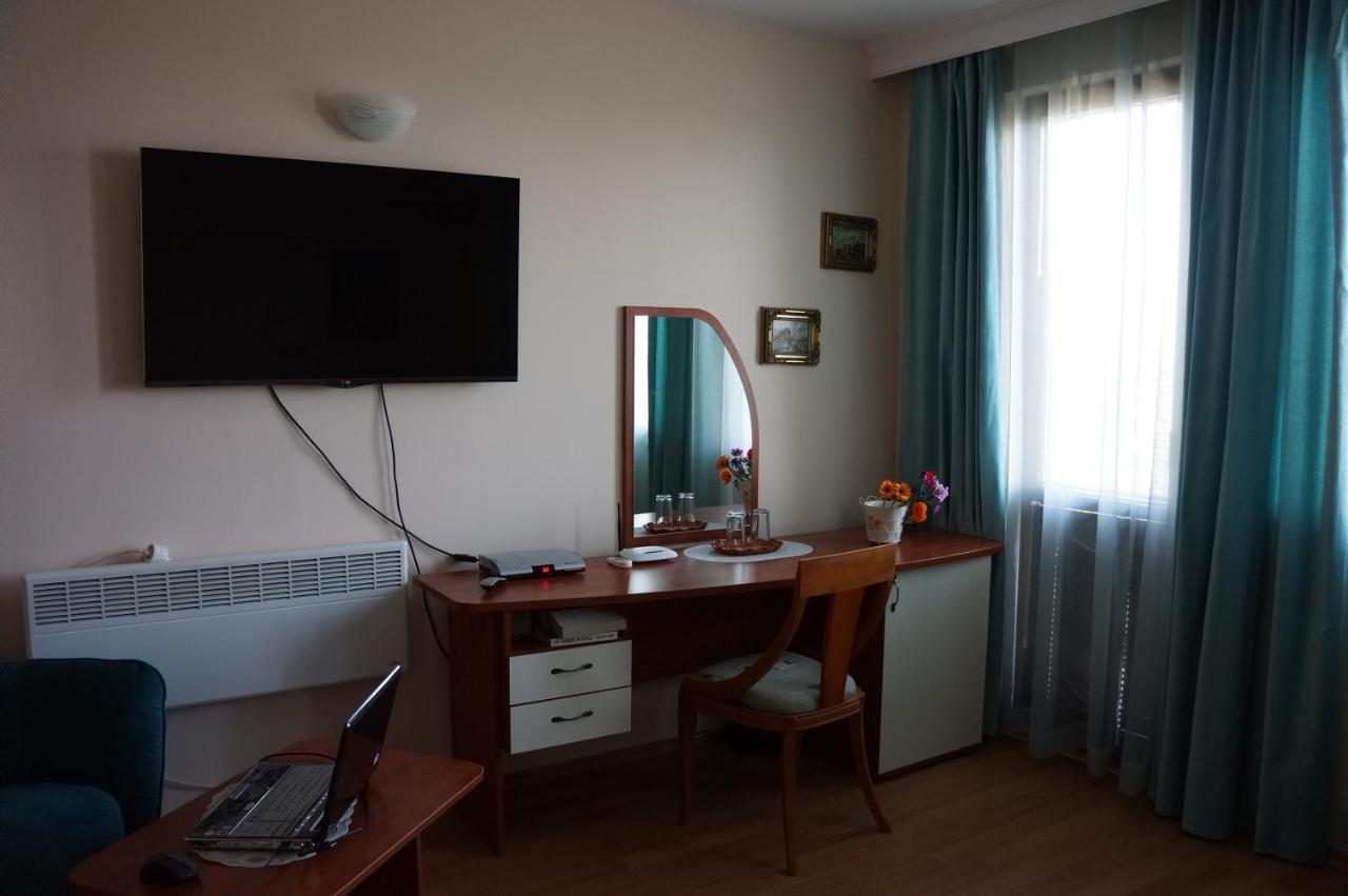 Deluxe Double or Twin Room with Balcony