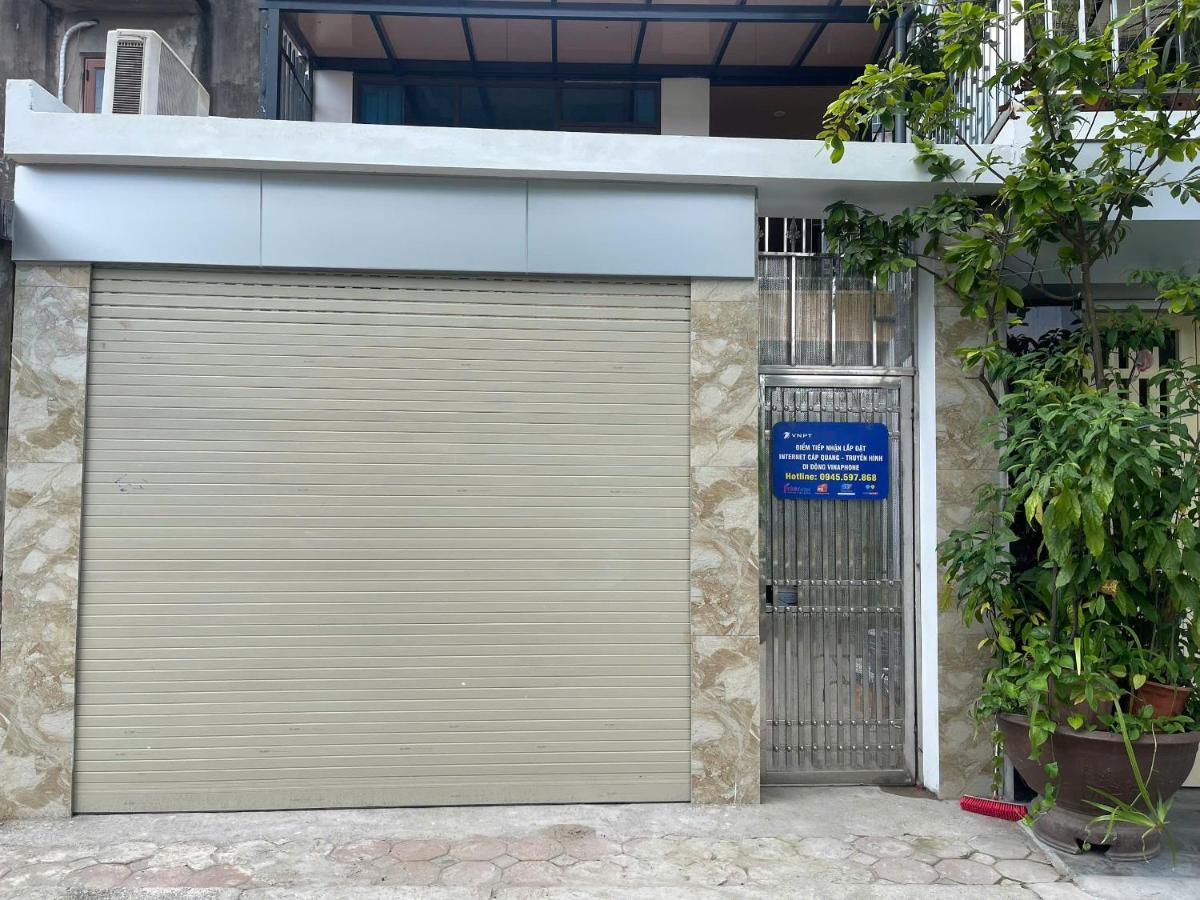 The Rose House-Lakeview Long Bien - B&B Hanoi