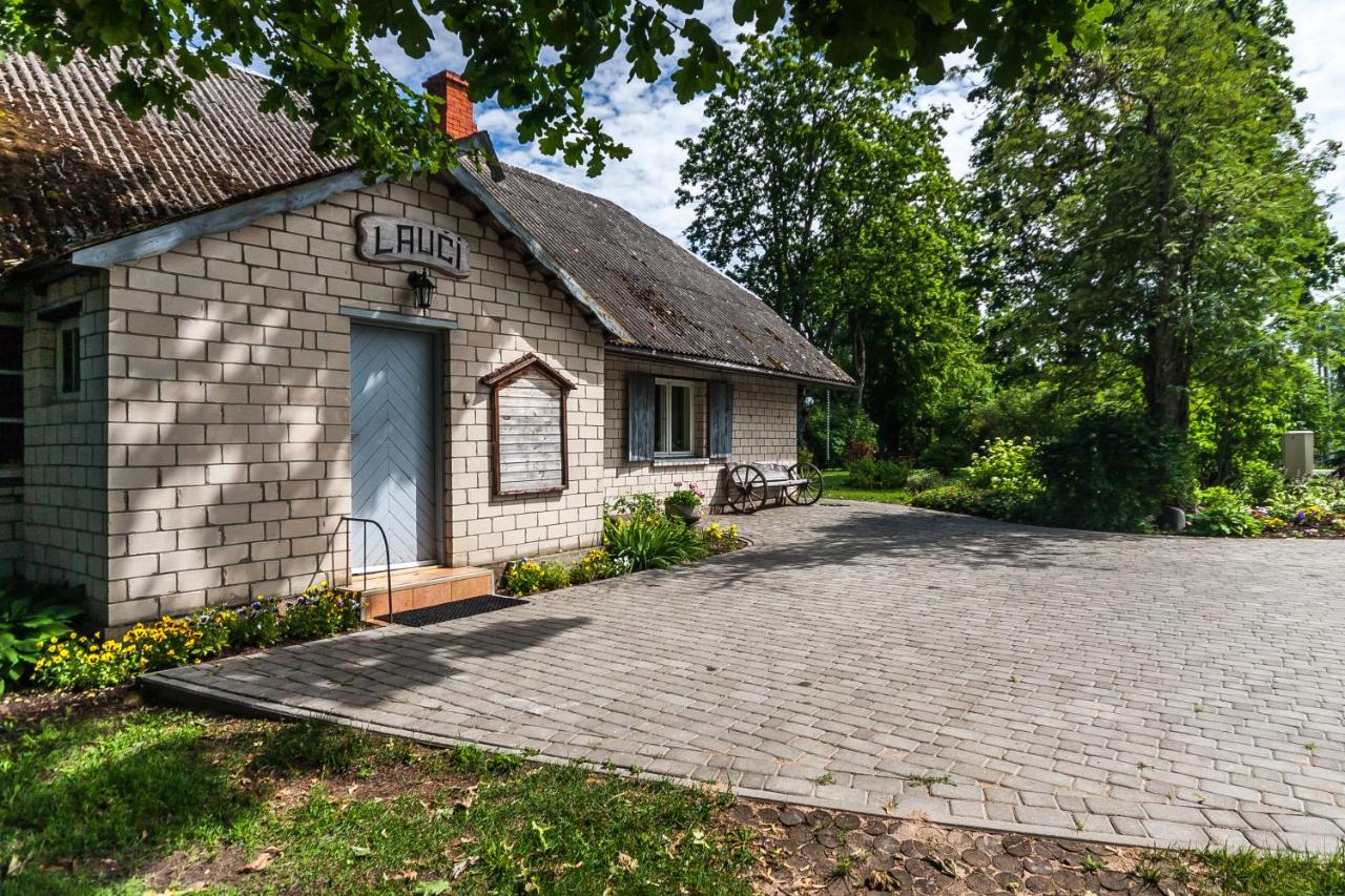 Lauču Akmens - B&B