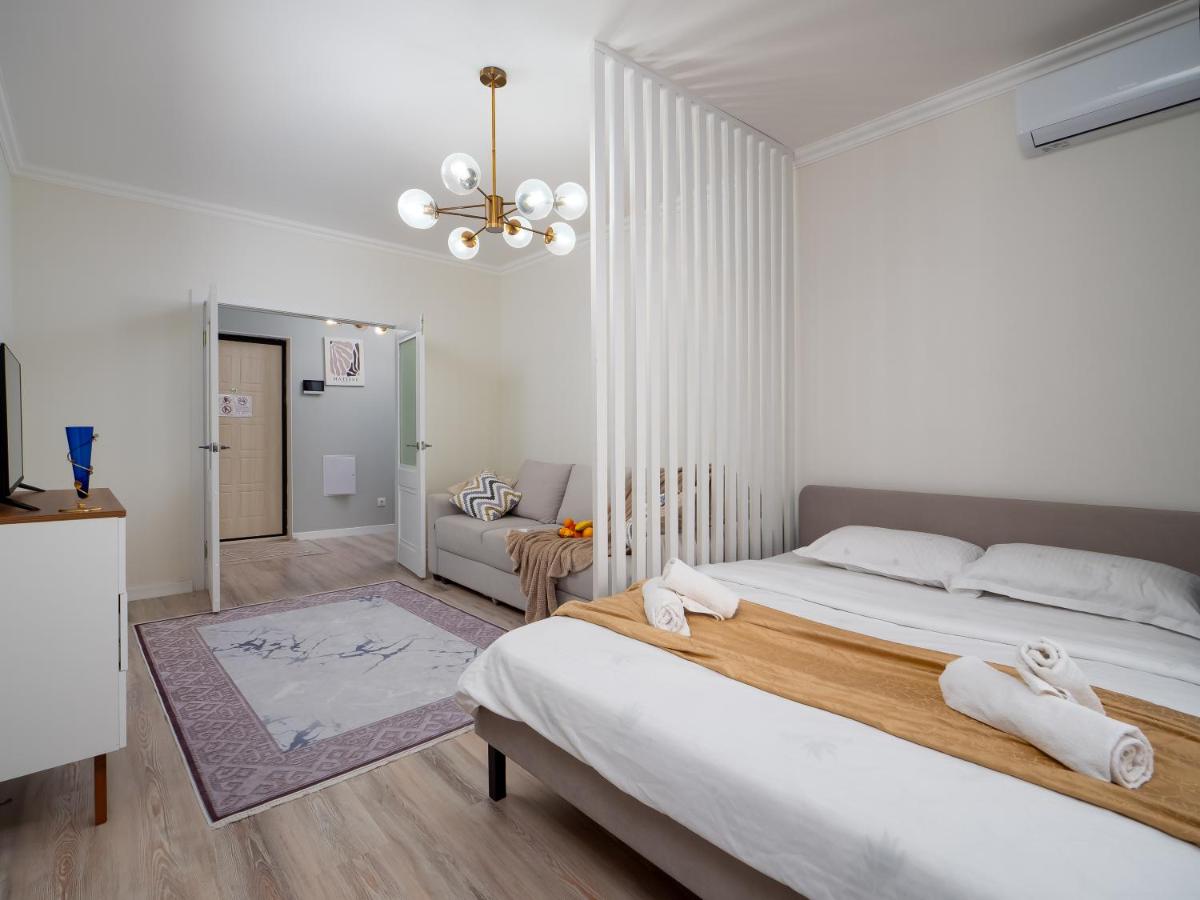 Oasis 4YOU - 8 блок рядом с ТРЦ МЕГА - Ferienwohnung Almaty