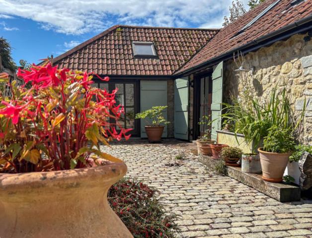 The Dairy - B&B Rousdon