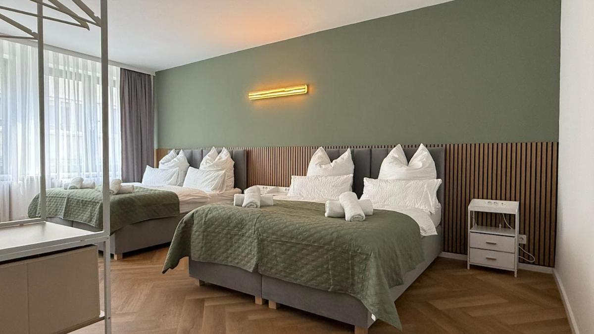 Große Innenstadt-Oase Kiel für Gruppen & Familien - B&B Kiel