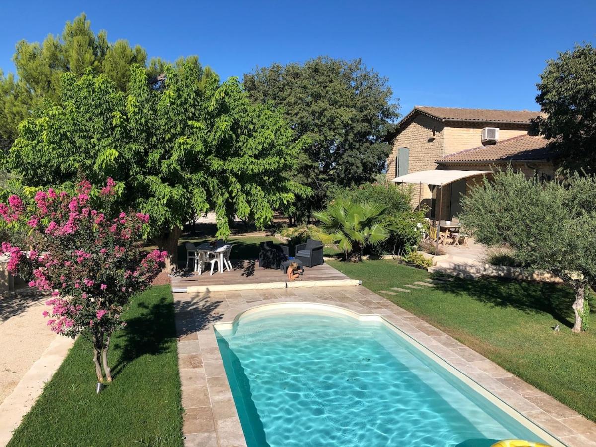 Gîte ,studio dans le village de lagnes - B&B Lagnes