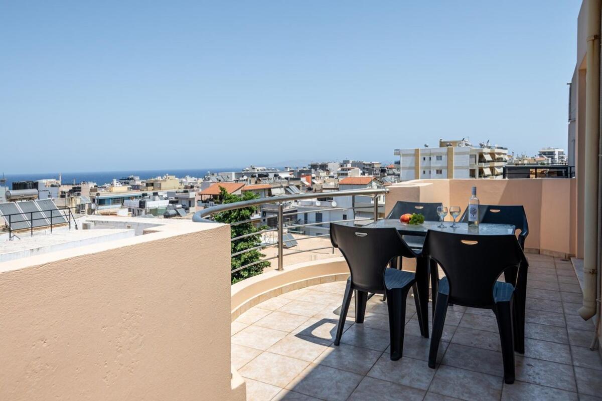 Eagles Nest Panoramic SeaView Apartment - Ferienwohnung Thérissos