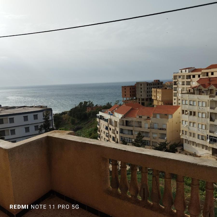 bord de mer F3 1 - Bed and Breakfast Tigzirt