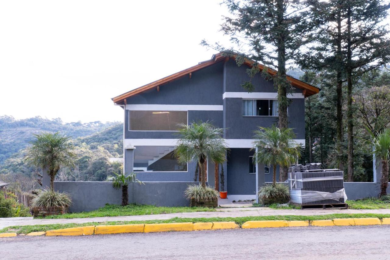 Superior One-Bedroom Apartment with Balcony