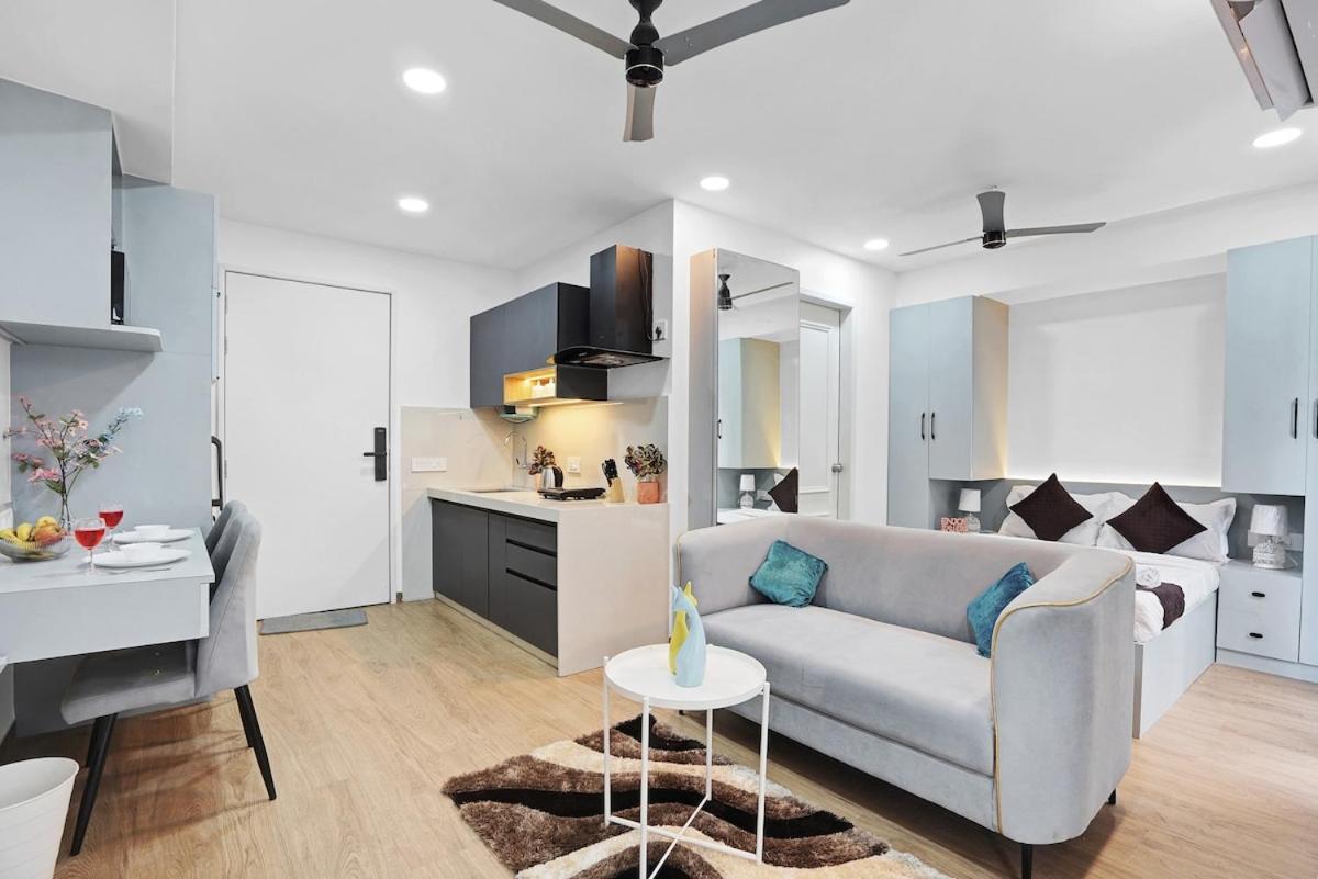 Skyline Retreat, Peaceful Escape - B&B Pune