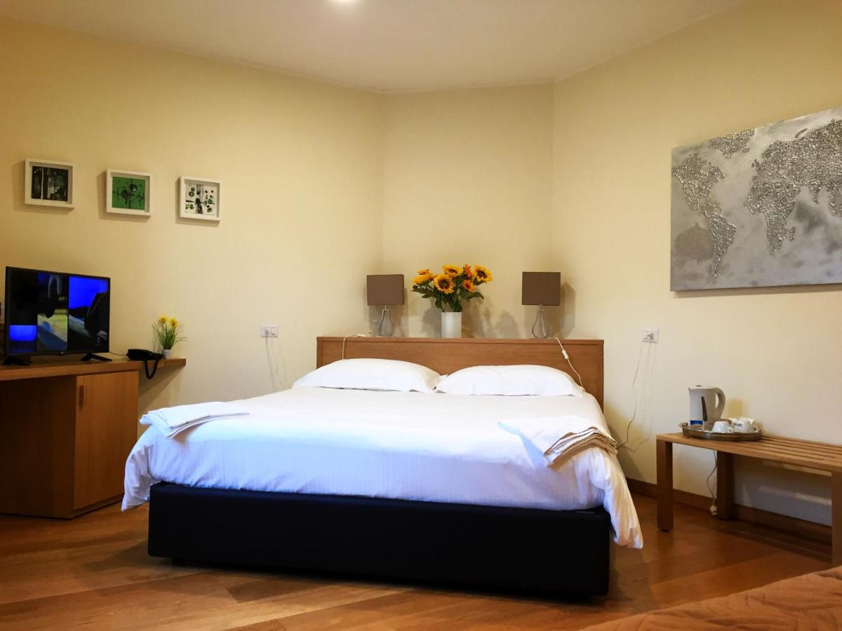 B&B Morbegno - Hotel Trieste - Bed and Breakfast Morbegno