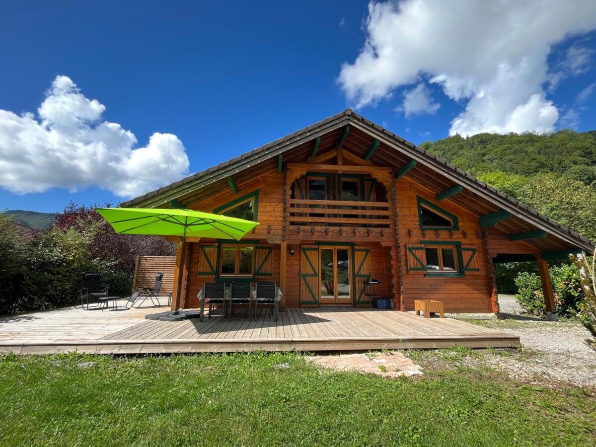 Chalet Anilou entre Annecy et la Clusaz le grand Bornand - Bed and Breakfast Dingy-Saint-Clair